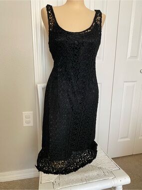 Elegant Black Crochet Midi Dress - Classic Sleeveless Style
